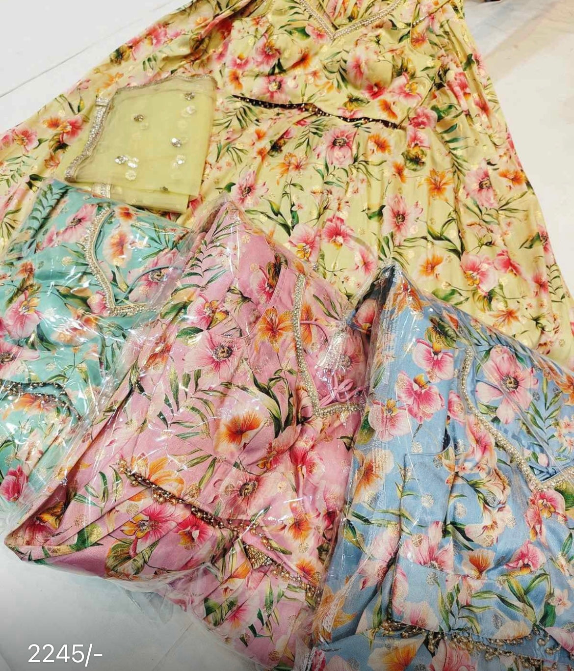 Blumen-Lehenga - Esha