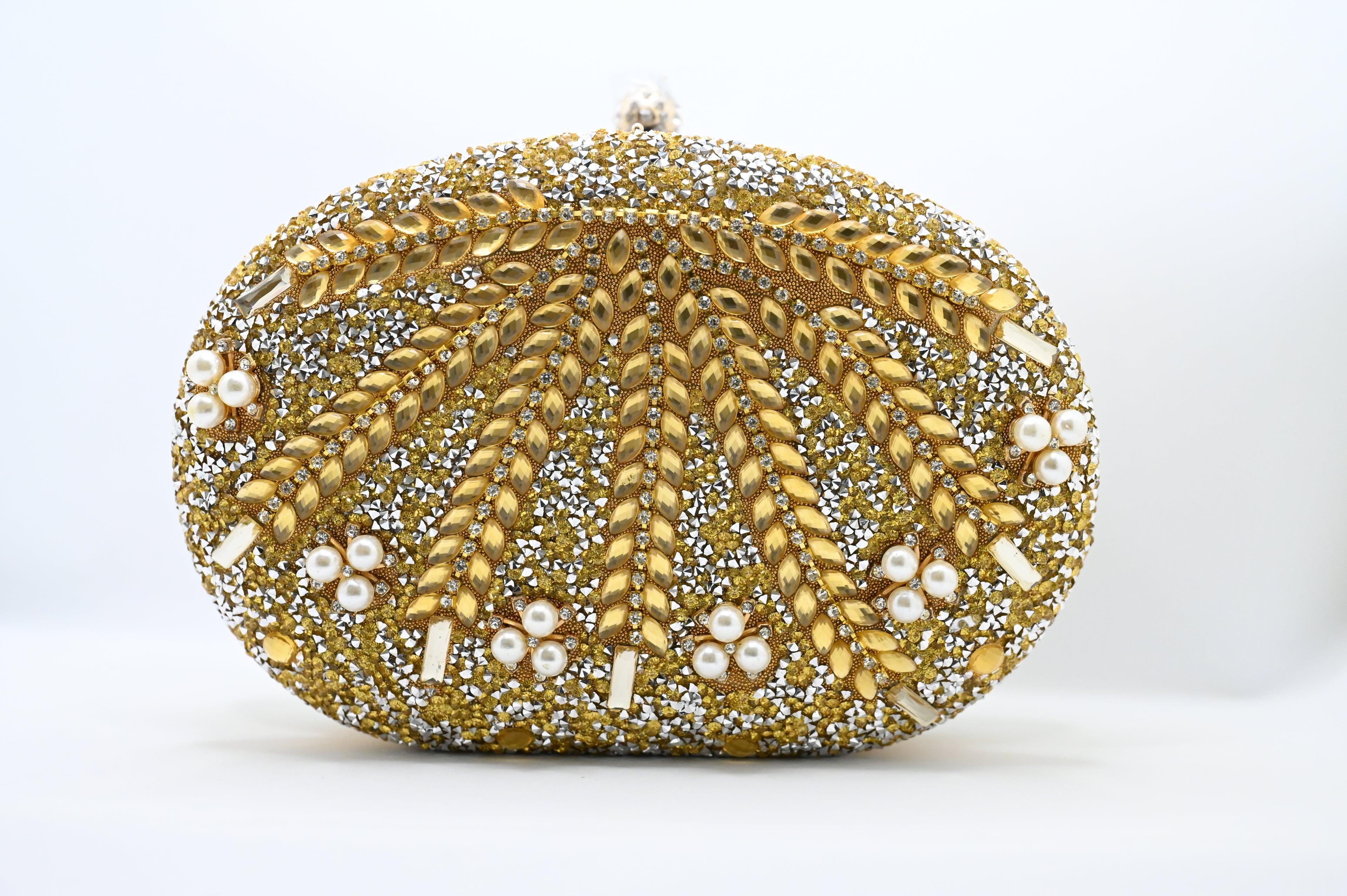 Clutch - Divya Kanti