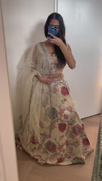 Lehenga - leichte Blume